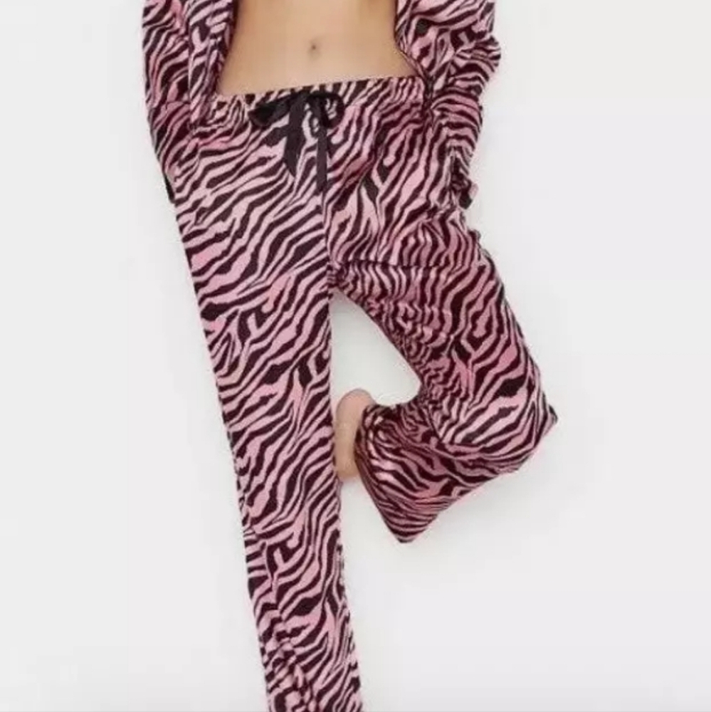 Victoria's Secret PJ Pants Pink Satin Zebra Size XL